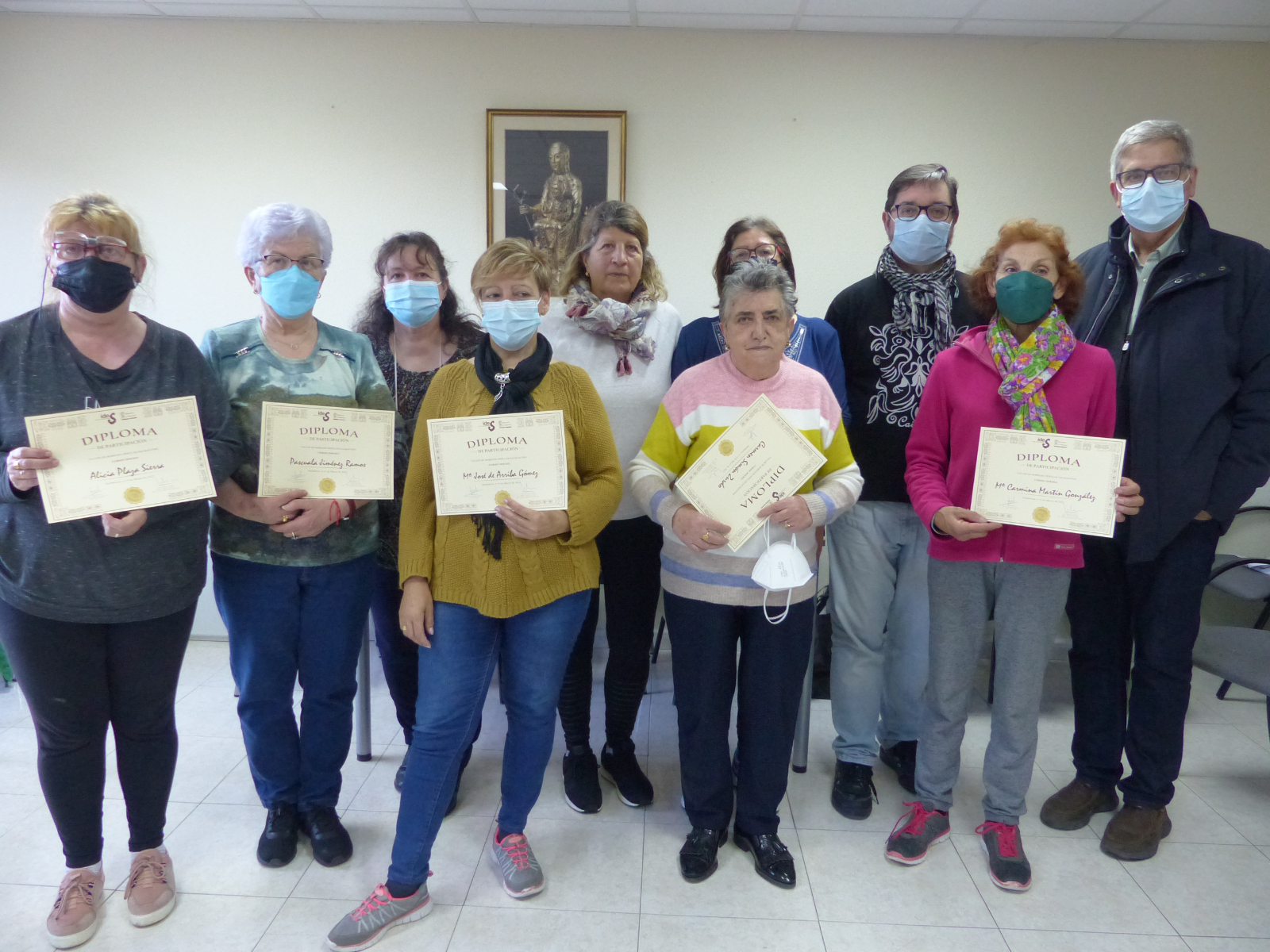 El Instituto de las Identidades reconoce la labor de las integrantes en el curso de Bordado Popular en Villoria