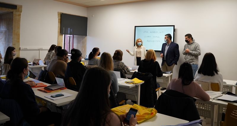 Comienzan los cursos intensivos de español gratuitos en Salamanca para personas de Ucrania