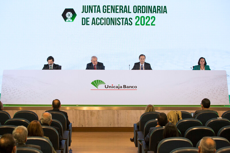 La Junta de Accionistas de Unicaja Banco aprueba un dividendo de 67 millones, cercano al 50% del beneficio