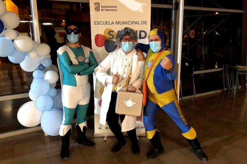 Los niños que acudan a vacunarse conocerán a  ‘Superhéroes y personajes de Star Wars   