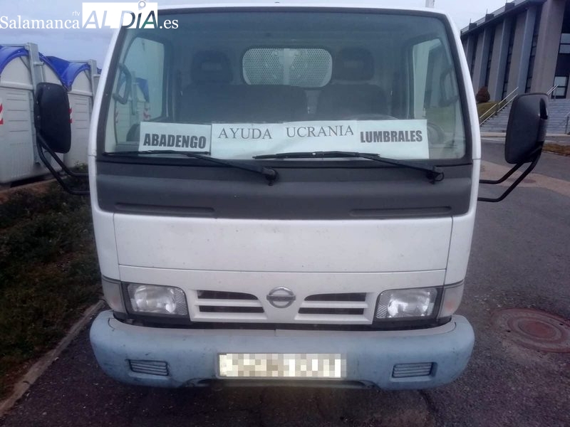 Varios municipios del Abadengo llenan un camión de ayuda a los ucranianos