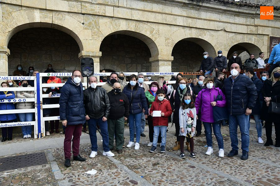Los premiados en el Carnaval reciben sus recompensas