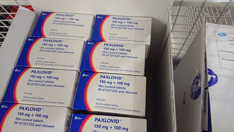 Los farmacéuticos piden dispensar el primer antiviral contra la COVID-19 en farmacias 