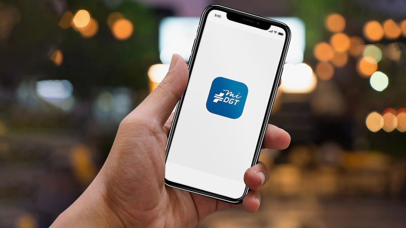 Adiós al permiso de conducir en papel: llega la app MiDGT