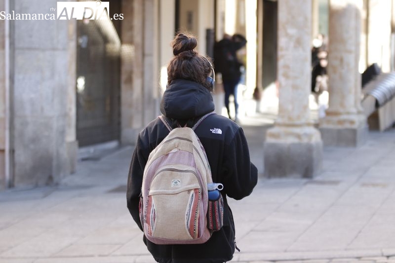 El teléfono para víctimas de maltrato registra más de una llamada diaria desde Salamanca 