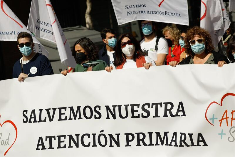 Sanidad reconoce que la Atención Primaria está herida muy grave