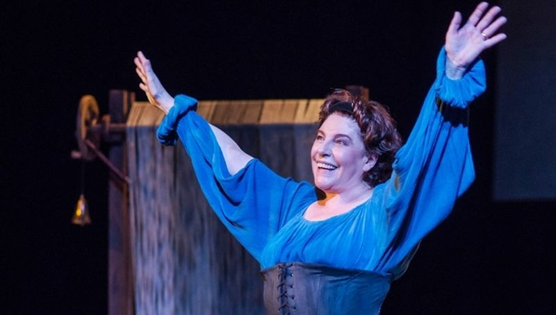 El motivo por el que Charo López no asistirá al estreno del documental sobre ella en el Liceo