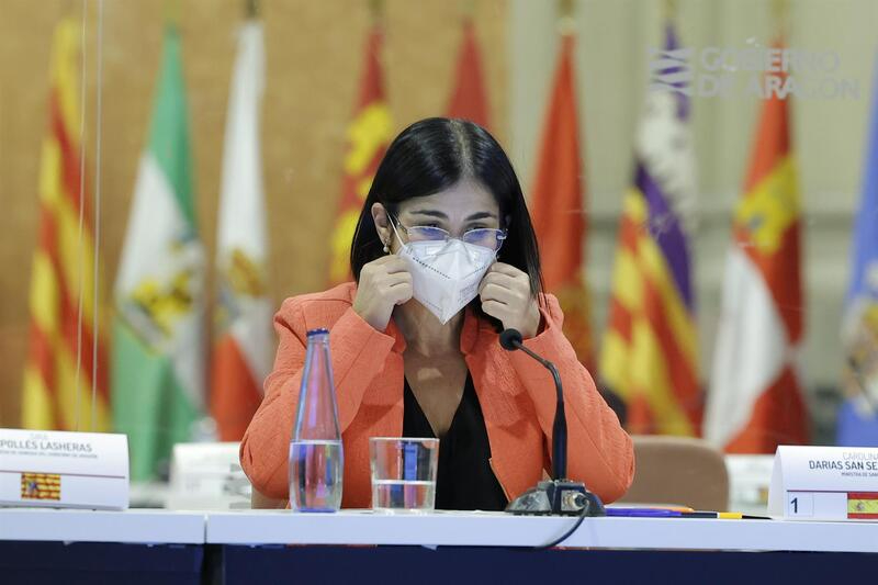 Darias, sobre la retirada de la mascarilla en interiores: Tenemos que ponernos de acuerdo en el cuándo y en el cómo