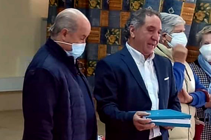 Santiago de la Puebla despide emocionada a su practicante, Braulio Mateos Prieto