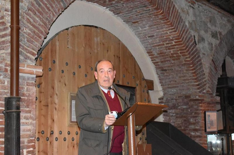 Emotivo homenaje a Juan Antonio Ortiz de Urbina 