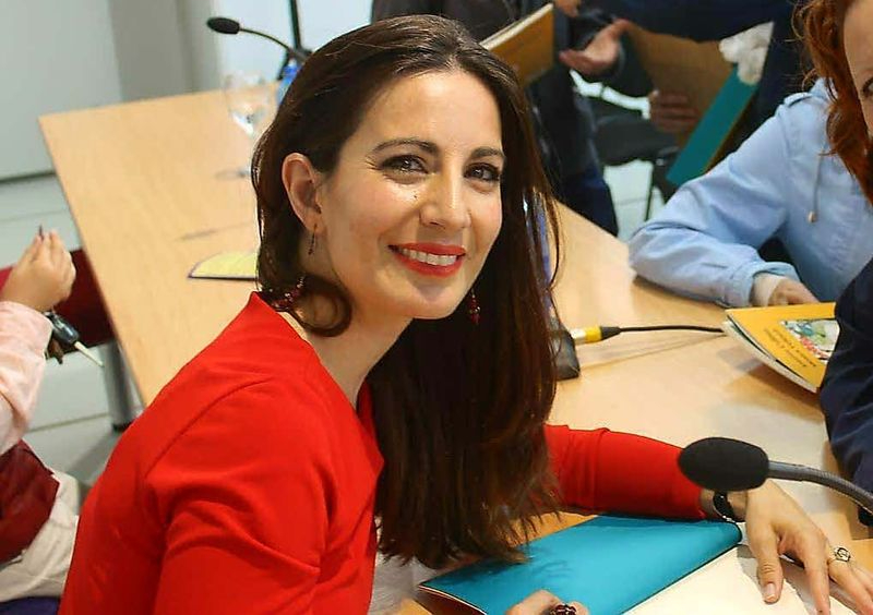 Llumantia Ilíquida, el viaje interior de la poeta salmantina Mónica Velasco