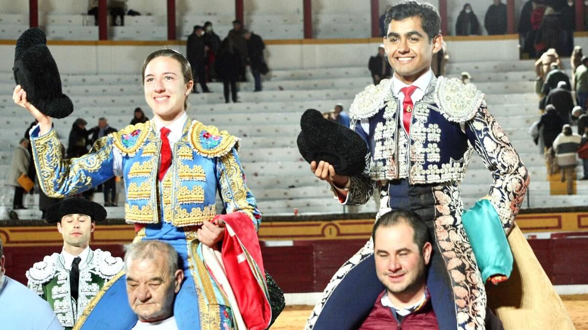 Raza de Raquel Martín en un debut de arrojo y triunfo