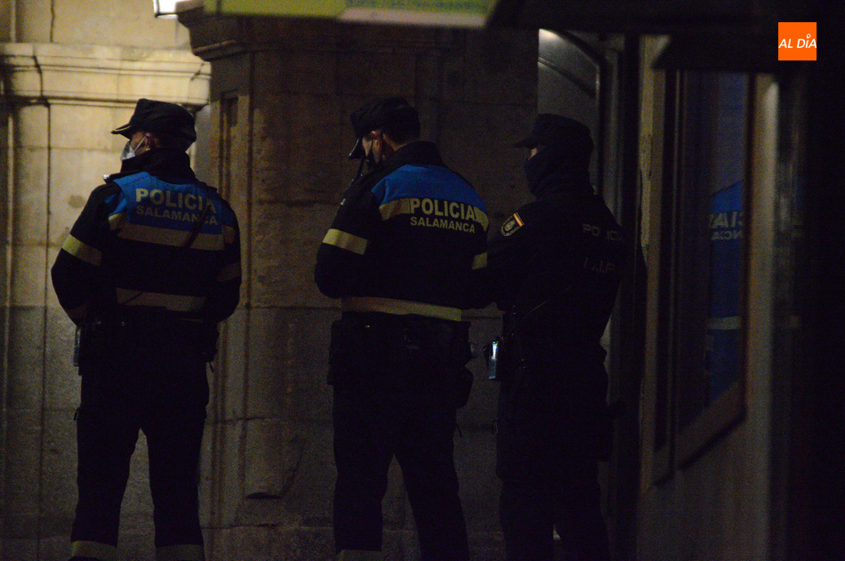 Nueva tanda de denuncias por ruidos y por orinar en la calle