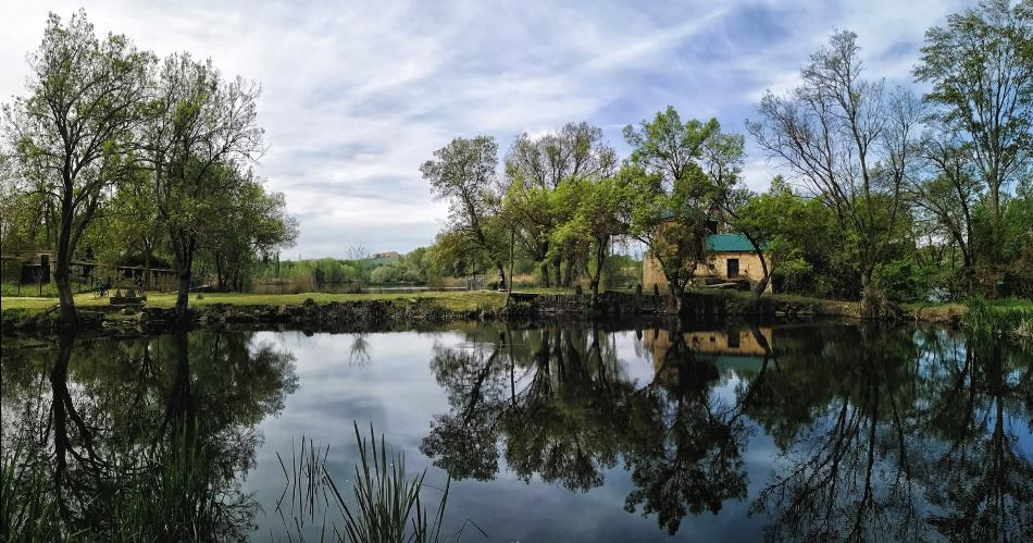 Villamayor, tierra de molinos a orillas del río Tormes 