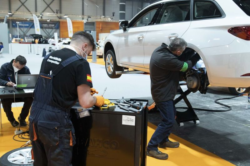 Alumnos del CIFP Río Tormes consiguen la medalla de bronce en las Spainskills 2022