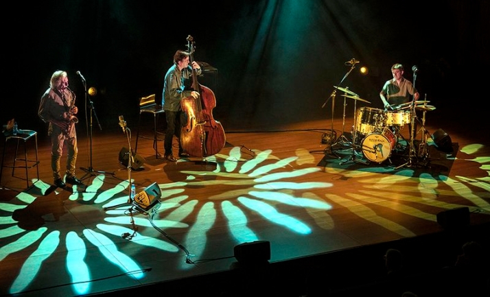 El jazz de CMS Trío garantiza una buena velada en el Teatro Juan del Enzina