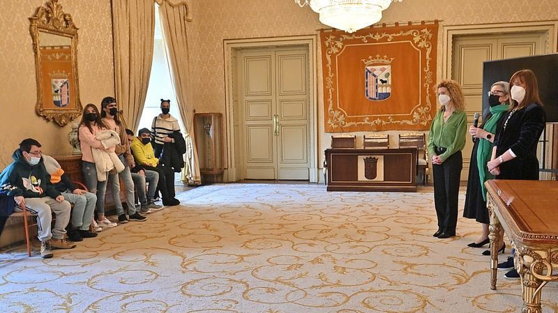 Compromiso del Ayuntamiento y la Asociación Ariadna para la inclusión de las persona autistas