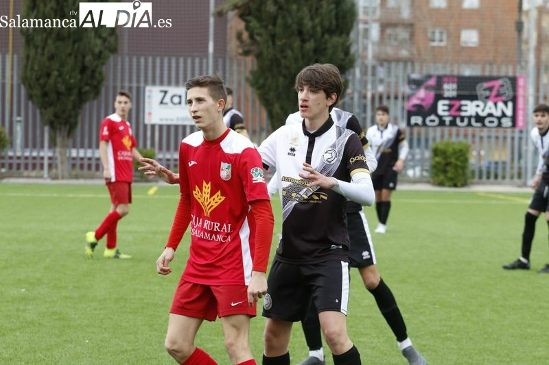 Unionistas B y el Navega no se regalan ni un palmo y el ascenso está muy interesante