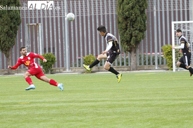 Unionistas B, con un colchón de cuatro puntos para subir a Regional 