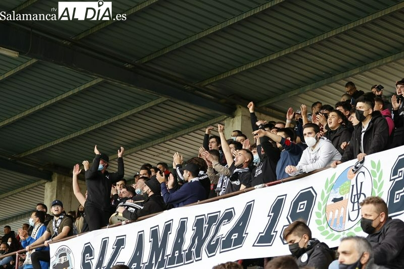 El Salamanca UDS regala una entrada a cada abonado y reparte 200 gratis a las peñas para financiar el bus a Langreo