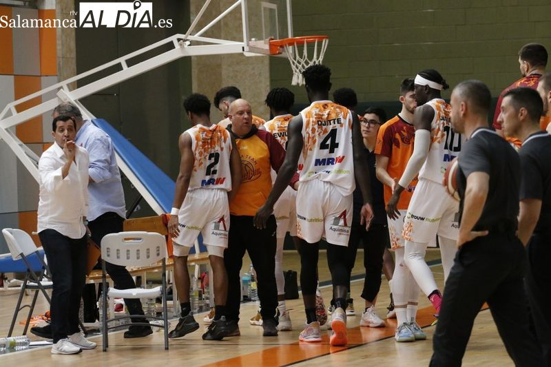 El Aquimisa Carbajosa no obra el milagro y desciende a Liga EBA