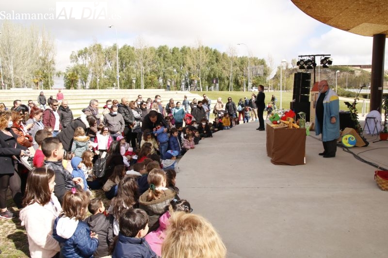 Fernando Saldaña anima el Festival del Lunes de Aguas con un cuentacuentos