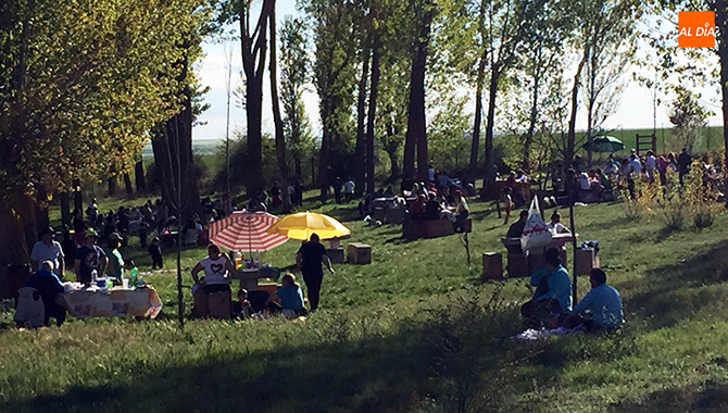 El Inestal, a punto para disfrutar del Lunes de Aguas y con ambientaciòn