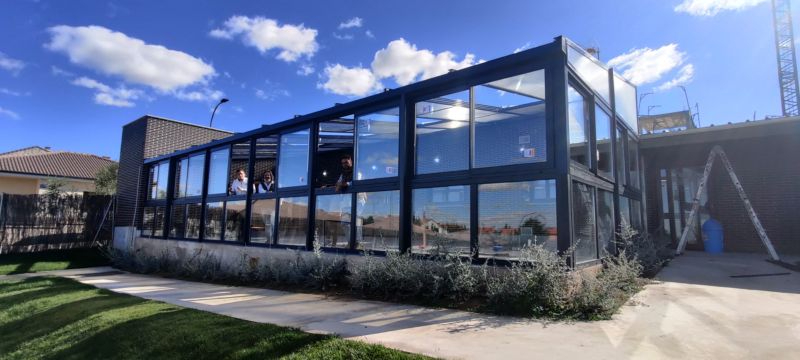 A licitación la explotación del bar de las piscinas y las pistas de pádel de Carrascal de Barregas