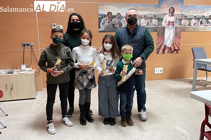 Entregados los premios del I concurso de dibujo organizado por la cofradía Nuestra Señora de la Esperanza