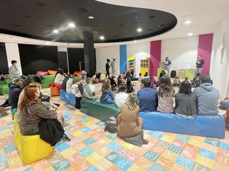 El Centro Comercial El Tormes se suma al Día Mundial del Autismo