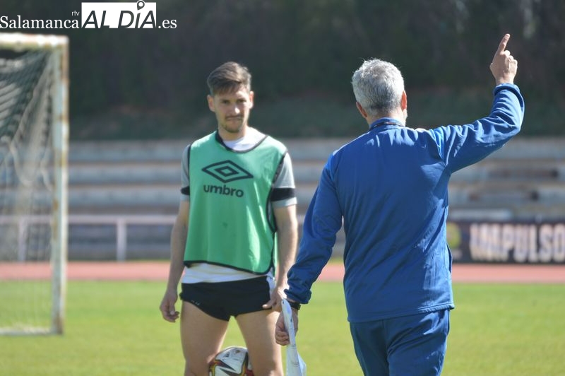 El Salamanca UDS se refugia con un madrugador primer entrenamiento de la semana para buscar la salvación