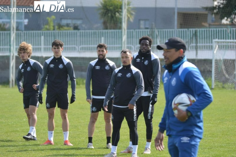 El Salamanca UDS ya tiene horario para recibir al Ceares y seguir enganchado a la salvación