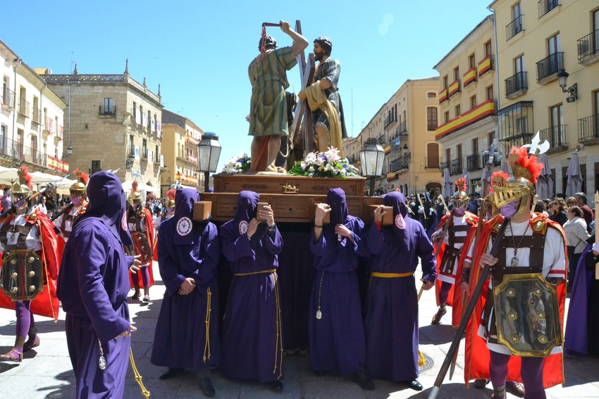 Largo y caluroso Paso a la Agonía de la Cofradía de Jesús Nazareno