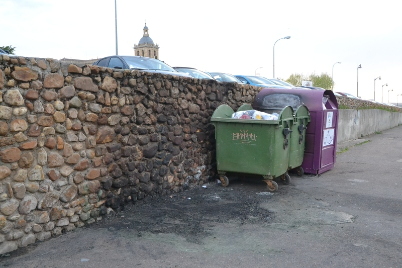 Queman de madrugada 8 contenedores en Ciudad Rodrigo