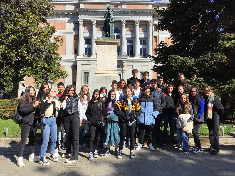 Excursiones a Mérida y a Madrid del IES Leonardo da Vinci