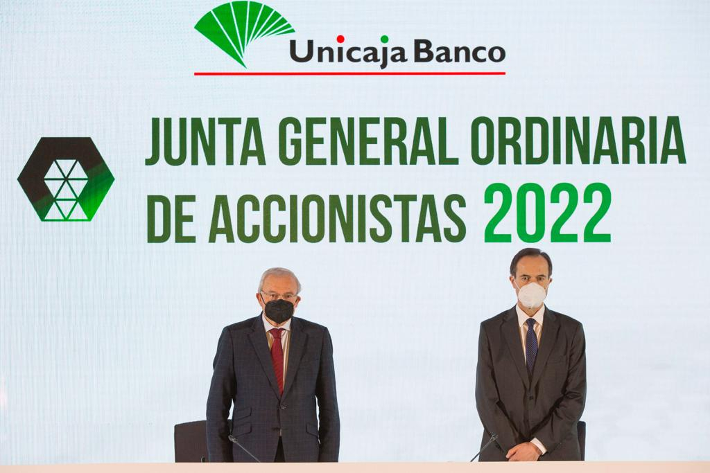 Unicaja asegura que no se plantea el cambio de la sede social 