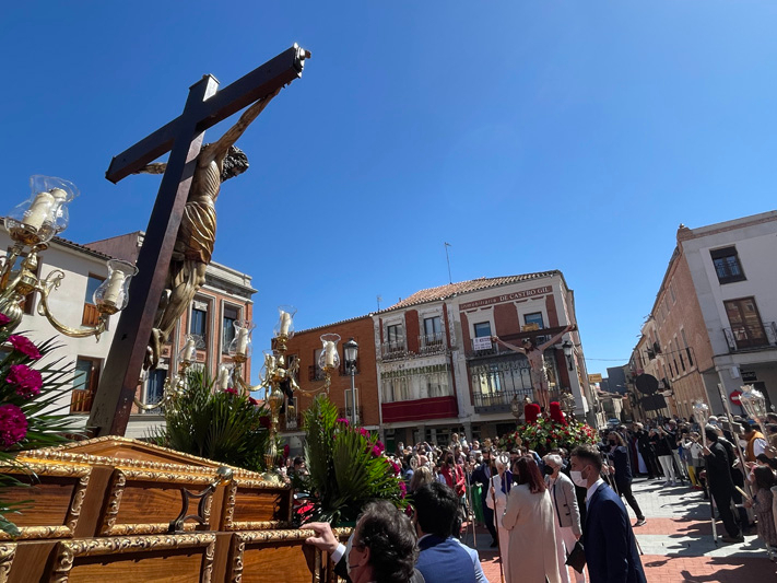 La historica y peñarandina Procesión de la Vela se hace mutitudinaria en su vuelta este Viernes Santo