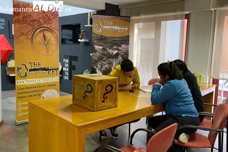 La sala de adultos de la Biblioteca se convierte en un Escape Room con Miguel Delibes como protagonista