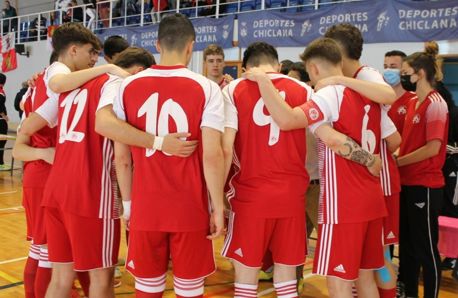 Jorge Crespo cierra ante Galicia su etapa en la Selección Sub’19 de Castilla y León