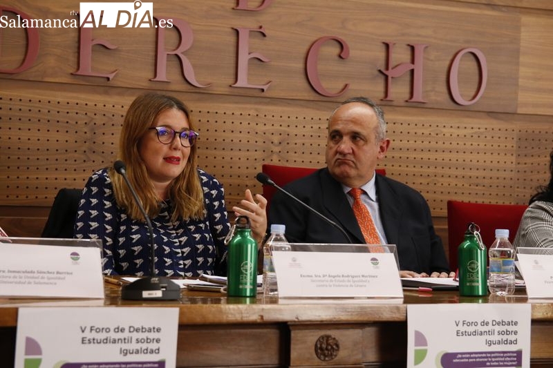 Es indignante que para permanecer en el poder estén dispuestos a jugar con los derechos de las mujeres