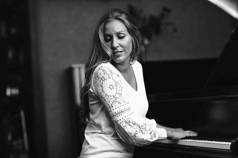 La primera cantaora de Flamenco que toca al mismo tiempo el piano actúa en Salamanca