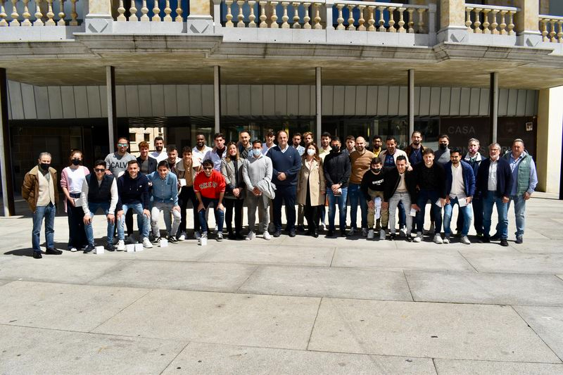 El Ayuntamiento felicita al CD Guijuelo por su recién logrado ascenso 