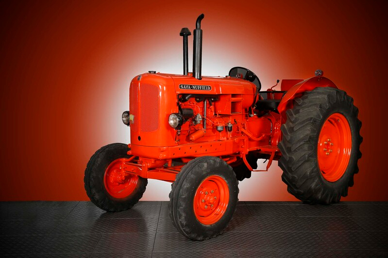 El Museo de Historia de la Automoción rinde un homenaje al sector agrario y automovilístico