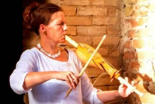 La maestra tamborilera Gaby Bultmann ofrecerá este lunes una clase magistral