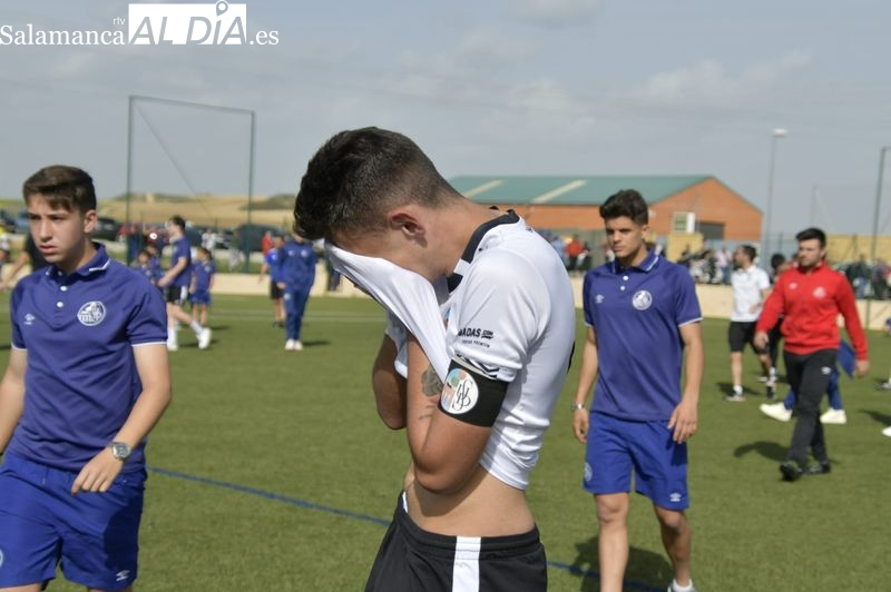 Decepción en el juvenil del Salamanca UDS al quedarse sin ascenso en Villamayor (1-1)