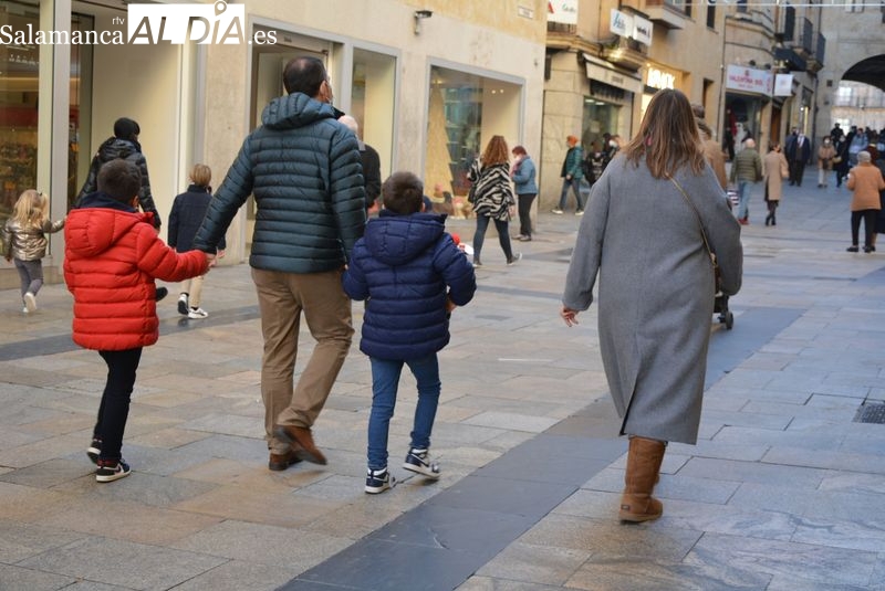 Ligero descenso de los contagios de coronavirus en Salamanca, que suma otro fallecido