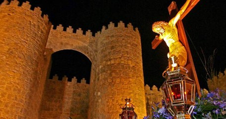 La procesión de Los Pasos de Ávila será más accesible para personas con discapacidad audiovisual