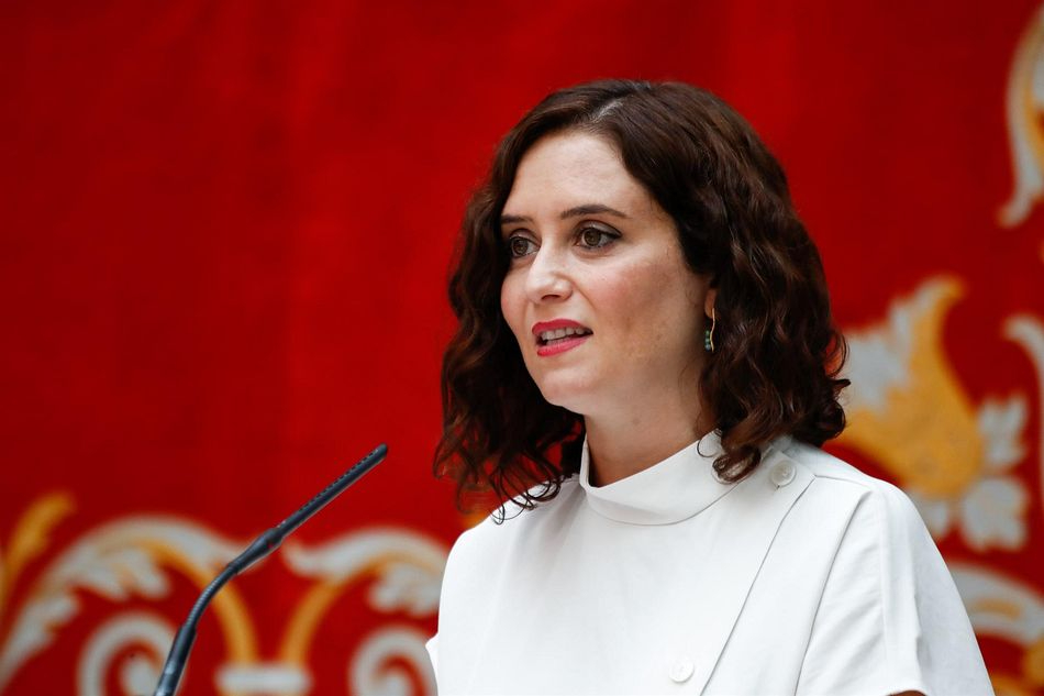 El mensaje de Ayuso sobre la vicepresidencia de Vox en Castilla y León y el gasto en carteras vacías 