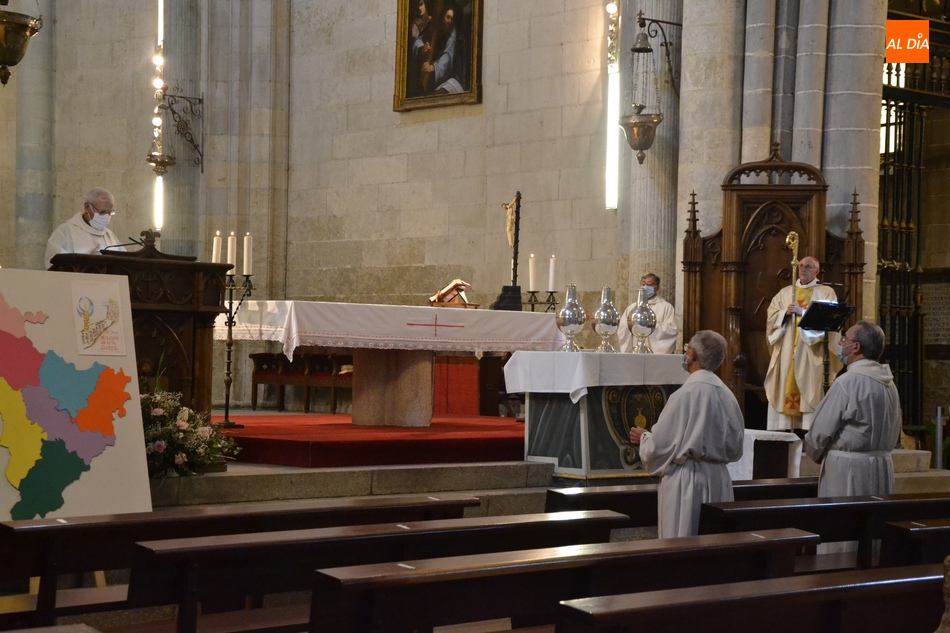 La Misa Crismal, entre los actos de Semana Santa en la Catedral 