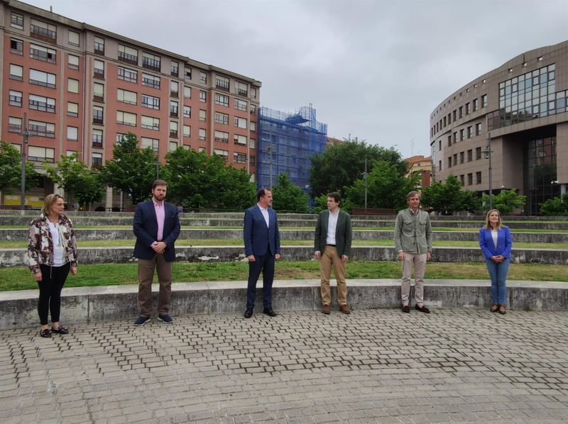 Iturgaiz acudirá a la toma de posesión de Fernández Mañueco